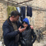 Петр Гассиев посетил две семьи по улице 8 июня - Осетинское радио